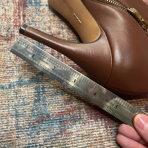 Vince Camuto Elvin Leather Stiletto Bootie - Picture 5 of 7